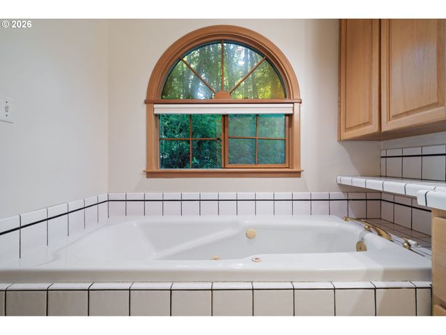 18810 Ne 219TH St, Battle Ground, WA 98604