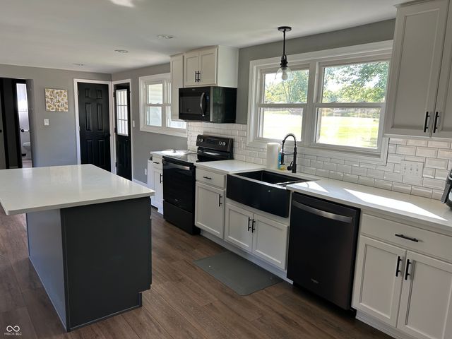 2430 W Us 136 Highway, Crawfordsville, IN 47933