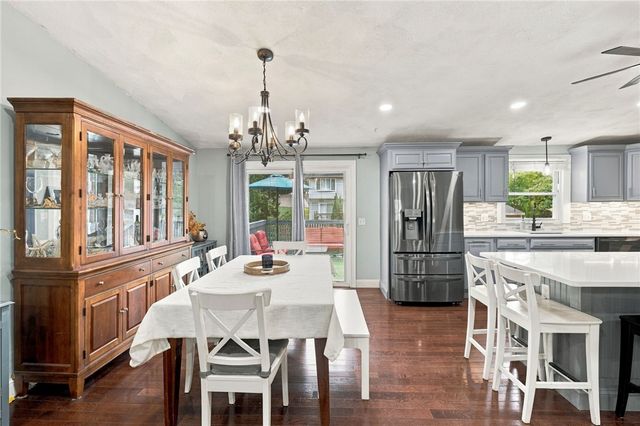 7 Cindy Circle, Johnston, RI 02919