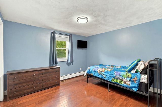 7 Cindy Circle, Johnston, RI 02919