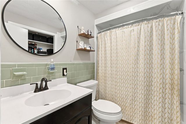 7 Cindy Circle, Johnston, RI 02919