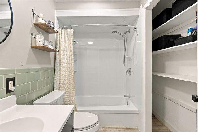 7 Cindy Circle, Johnston, RI 02919