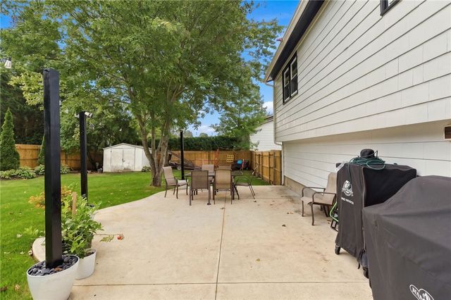 7 Cindy Circle, Johnston, RI 02919