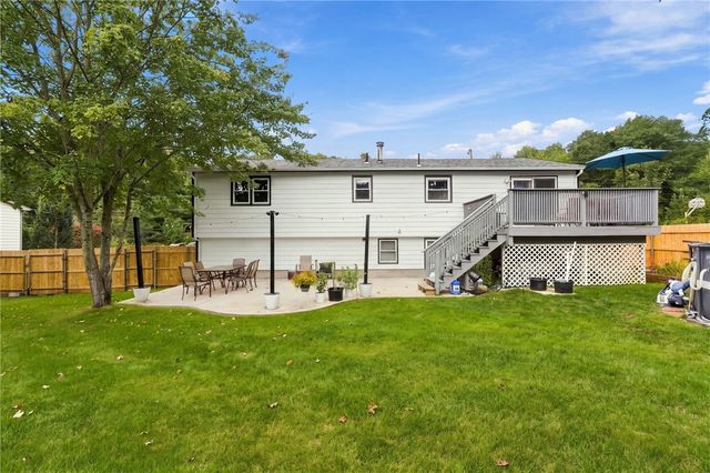 7 Cindy Circle, Johnston, RI 02919