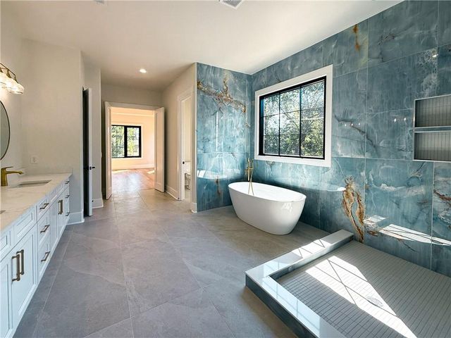 3700 Robinson NE Road, Marietta, GA 30068