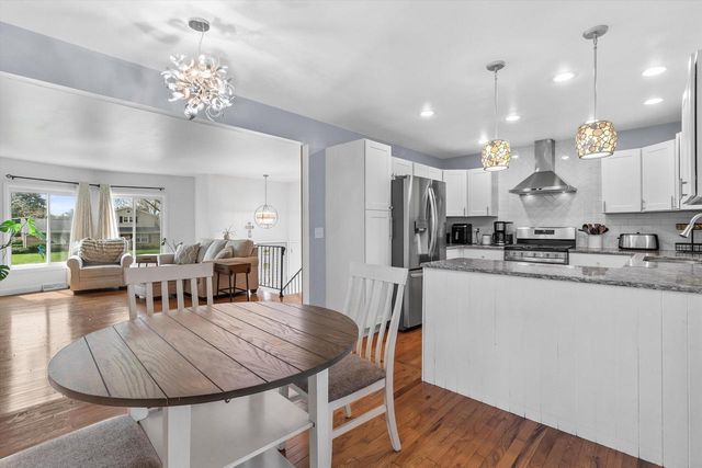 5748 Sandy LANE, Mount Pleasant, WI 53406