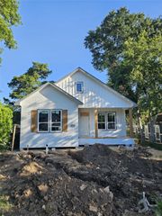 610 Lettie Street, Richmond, TX 77469
