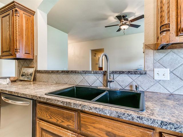 12201 Heathfield Lane, Oklahoma City, OK 73173