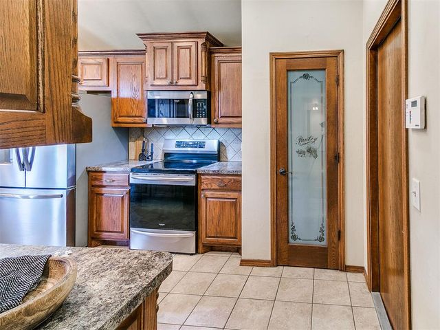 12201 Heathfield Lane, Oklahoma City, OK 73173