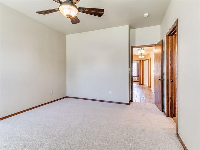 12201 Heathfield Lane, Oklahoma City, OK 73173