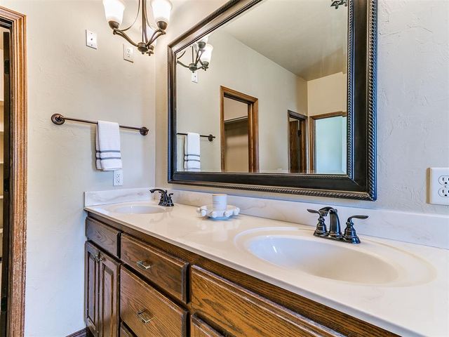 12201 Heathfield Lane, Oklahoma City, OK 73173