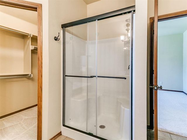 12201 Heathfield Lane, Oklahoma City, OK 73173