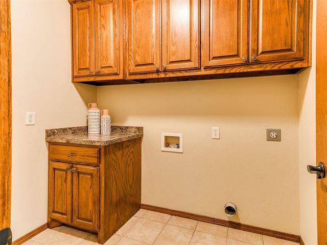 12201 Heathfield Lane, Oklahoma City, OK 73173