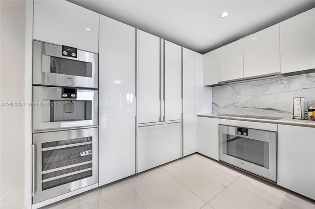 10201 Collins Ave 305, Bal Harbour, FL 33154