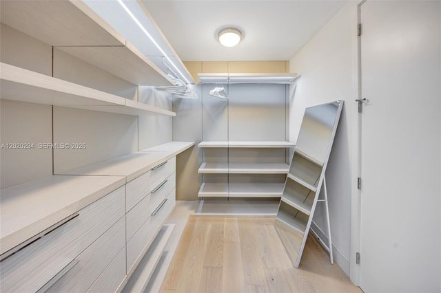 10201 Collins Ave 305, Bal Harbour, FL 33154