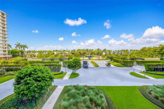 10201 Collins Ave 305, Bal Harbour, FL 33154