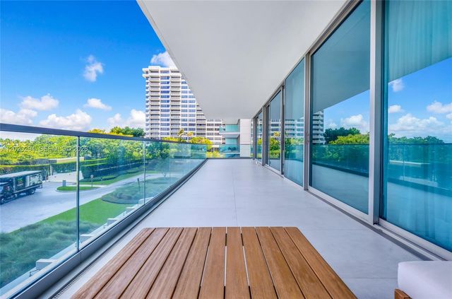 10201 Collins Ave 305, Bal Harbour, FL 33154