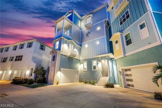 5826 Shell Cove DR, Cape Coral, FL 33914