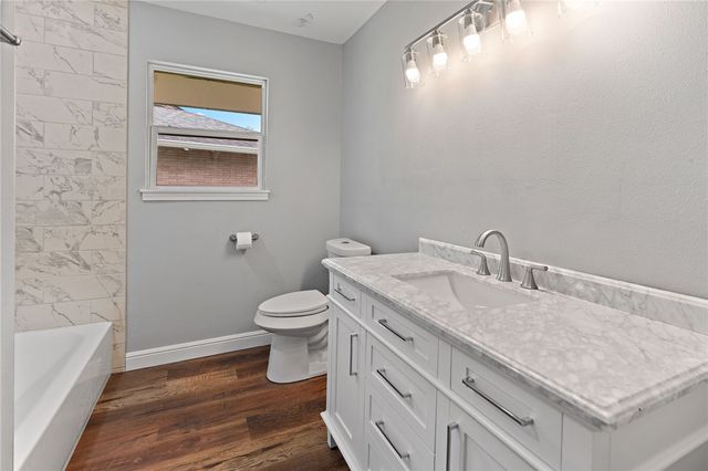 3729 Pope Dr, Corpus Christi, TX 78411