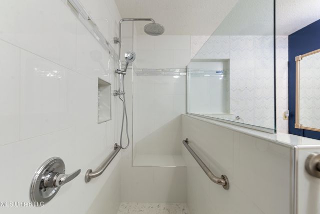 7712 Laie Place, Diamondhead, MS 39525