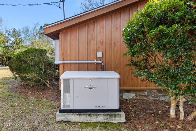 7712 Laie Place, Diamondhead, MS 39525