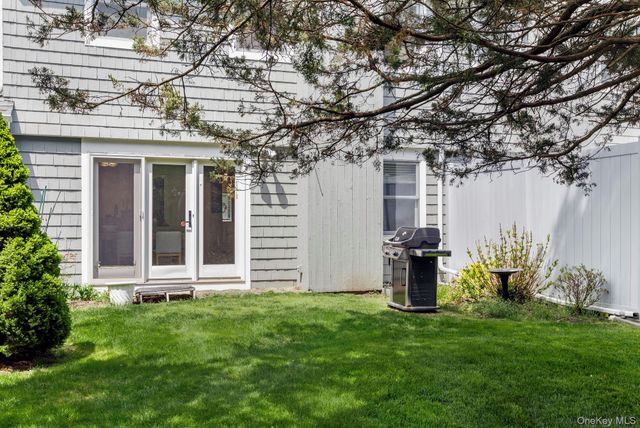 61 Brittany Lane, Westhampton Beach, NY 11978
