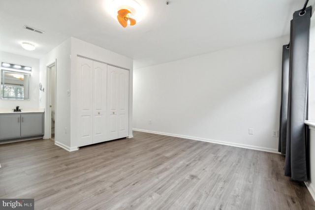 8573 FALLS RUN RD #E, Ellicott City, MD 21043