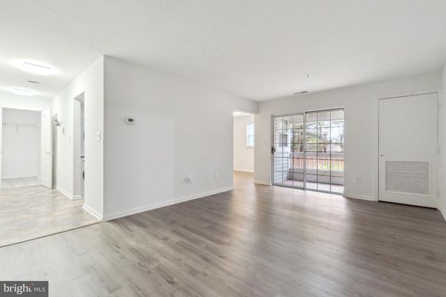 8573 FALLS RUN RD #E, Ellicott City, MD 21043