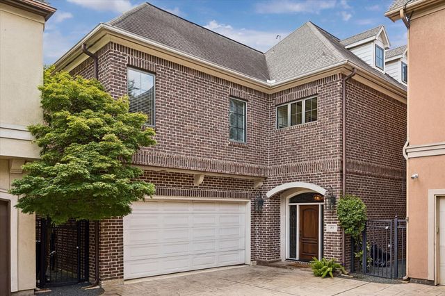 28 Hackberry Lane C, Houston, TX 77027