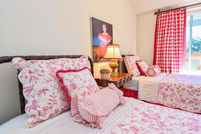 2081 Jerrilynn Dr, Arnold, CA 95223