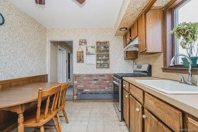 202 Dixon Avenue, Staten Island, NY 10303