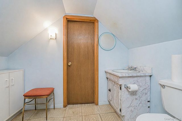 202 Dixon Avenue, Staten Island, NY 10303
