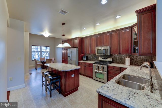 2117 EASTPORT WAY, Skippack, PA 19474
