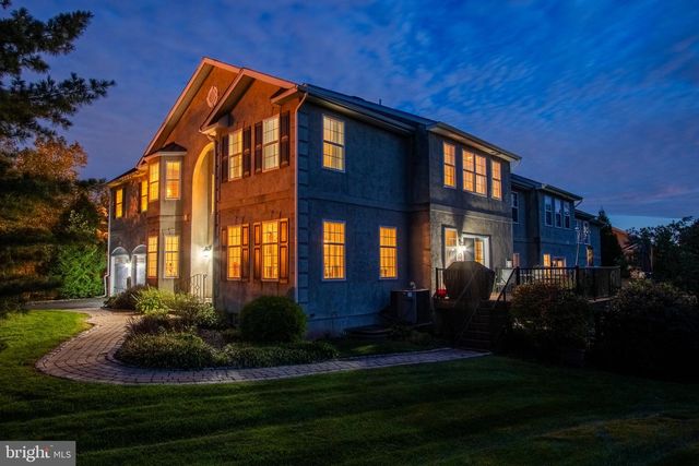 2117 EASTPORT WAY, Skippack, PA 19474