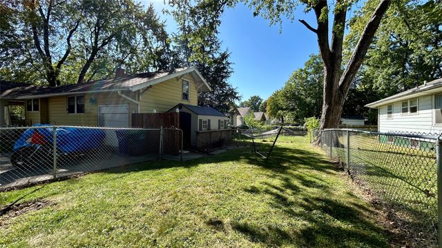 802 33rd Street, Des Moines, IA 50312