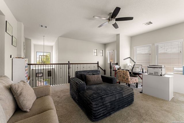 1904 HIGH BANK CT, Seguin, TX 78155