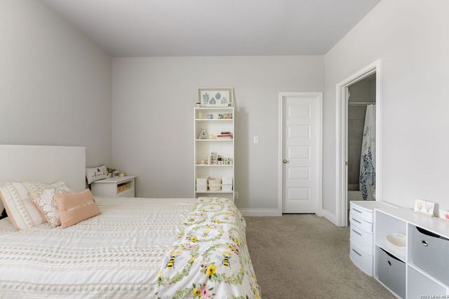 1904 HIGH BANK CT, Seguin, TX 78155
