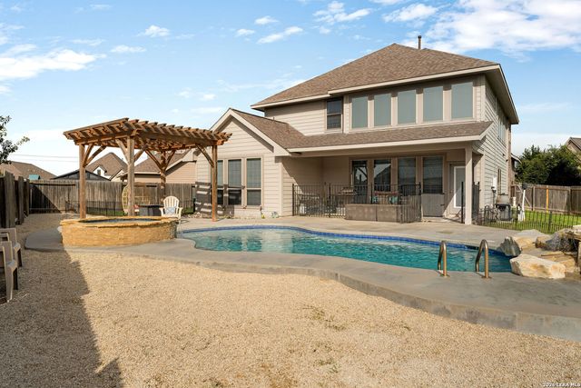 1904 HIGH BANK CT, Seguin, TX 78155