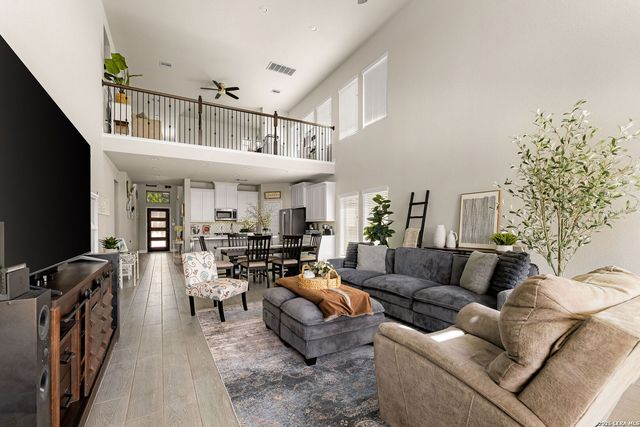 1904 HIGH BANK CT, Seguin, TX 78155