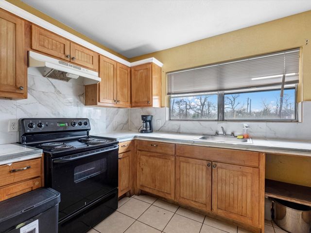 838 Rosewick Street, Houston, TX 77015