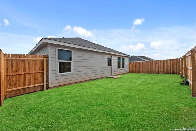 1816 Stonechat, New Braunfels, TX 78130