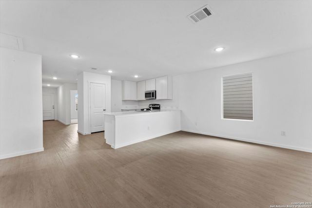 1816 Stonechat, New Braunfels, TX 78130