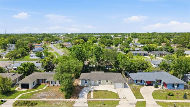 2852 ENGLISH DRIVE, Deltona, FL 32738
