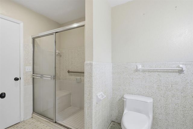 2852 ENGLISH DRIVE, Deltona, FL 32738