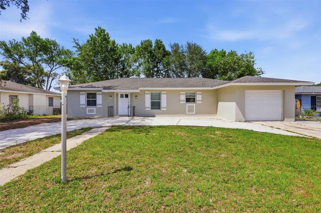 2852 ENGLISH DRIVE, Deltona, FL 32738