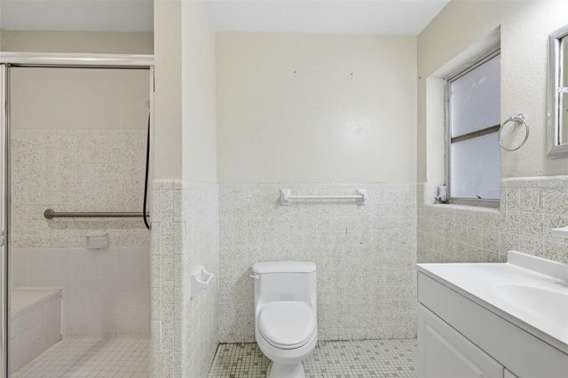 2852 ENGLISH DRIVE, Deltona, FL 32738