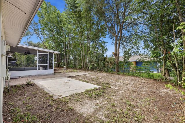 2852 ENGLISH DRIVE, Deltona, FL 32738
