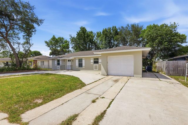 2852 ENGLISH DRIVE, Deltona, FL 32738