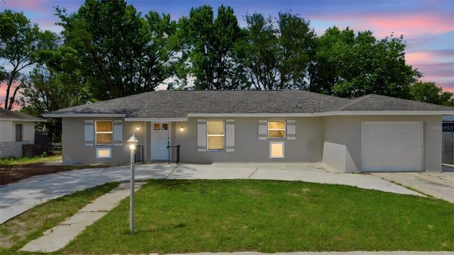 2852 ENGLISH DRIVE, Deltona, FL 32738