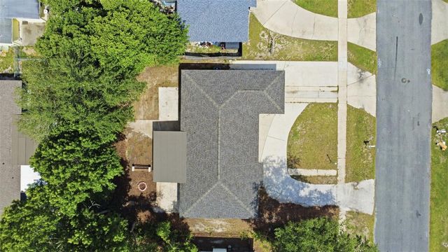 2852 ENGLISH DRIVE, Deltona, FL 32738